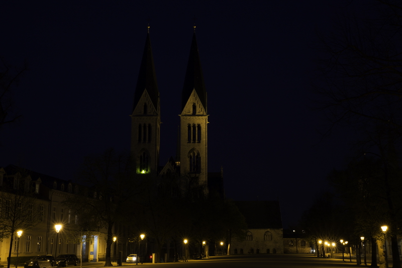 Dom in Halberstadt mit Langzeitbelichtung von 118s, Blende f22 und ISO 100